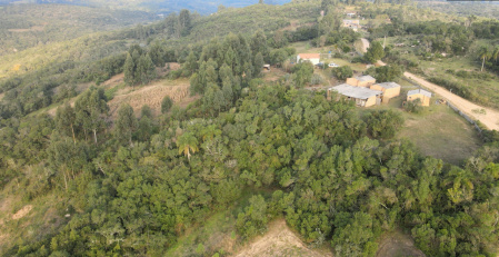 Propriedade com 14,5 hectares