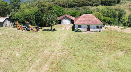 Propriedade com 380 hectares