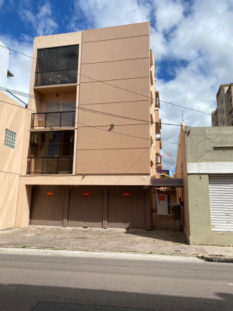 APARTAMENTO NO CENTRO DE PELOTAS