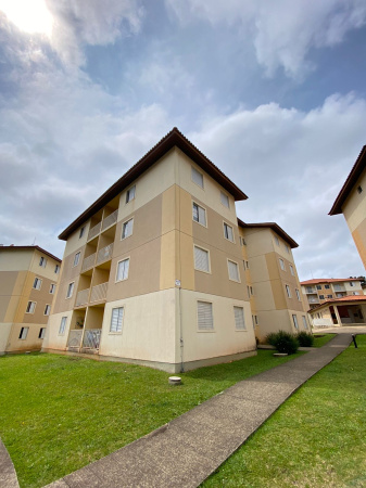 Apartamentos - Edifício Le Village Pitangui ( ao lado da UEPG campus )