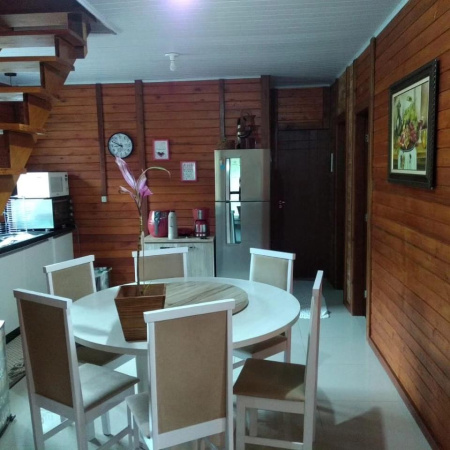 Casa charmosa à venda em Camboriú 