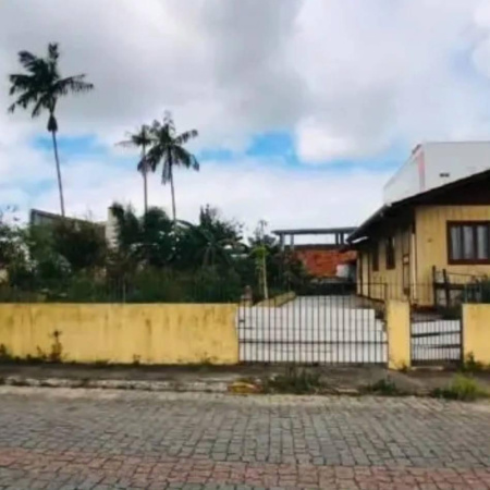 Terreno à venda em Camboriú 